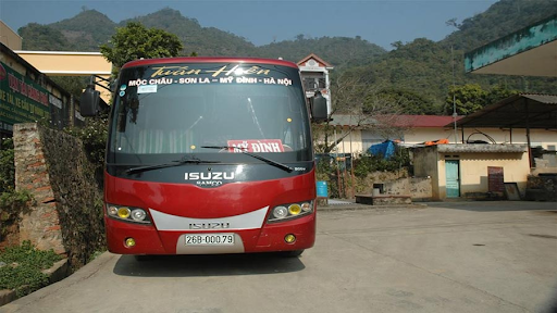 xe-khach-ha-noi-moc-chau-cac-nha-xe-o-ben-xe-my-dinh